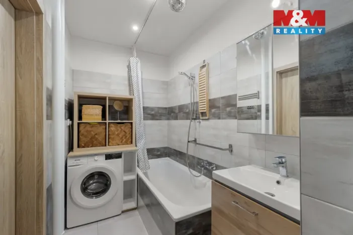 Prodej bytu 2+1, Kladno - Kročehlavy, Polská, 52 m2