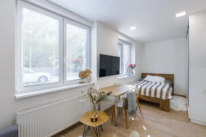 Pronájem bytu 1+kk, Zlín, Štefánikova, 24 m2