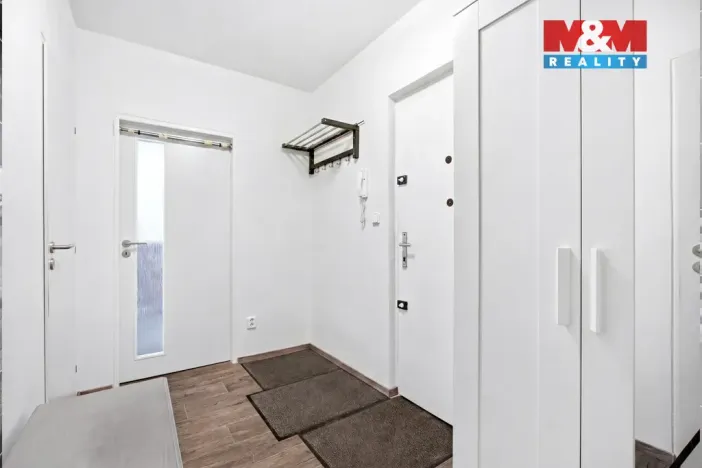Prodej bytu 1+1, Mnichovo Hradiště, Víta Nejedlého, 40 m2