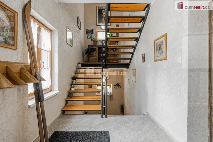Prodej vily, Bublava, 300 m2