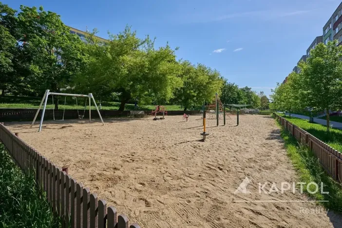 Prodej bytu 4+1, Praha - Horní Měcholupy, Milánská, 88 m2