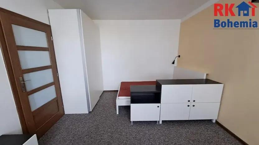 Pronájem bytu 1+1, Jičín, Přátelství, 32 m2