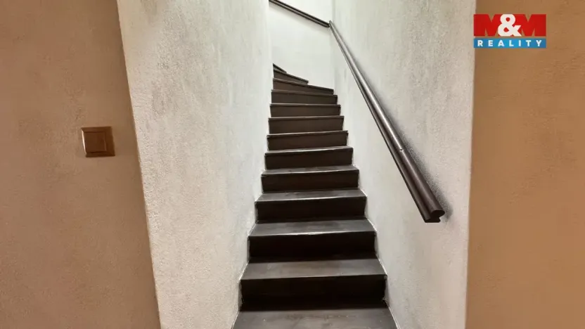 Prodej rodinného domu, Černovice, Dobešovská, 300 m2