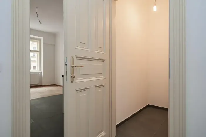 Pronájem bytu 2+kk, Praha - Bubeneč, Kamenická, 52 m2
