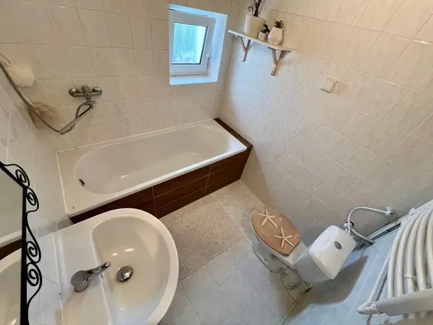 Prodej rodinného domu, Praha - Vinoř, Lohenická, 84 m2