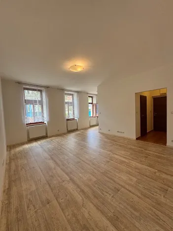 Pronájem bytu 1+kk, České Budějovice, Tylova, 39 m2