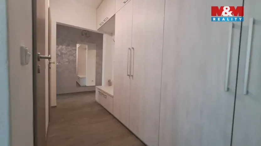 Prodej bytu 2+1, Veselí nad Moravou, Hutník, 54 m2