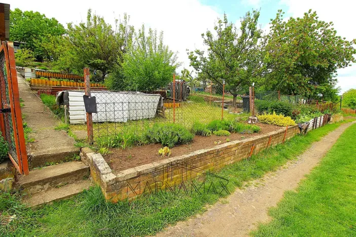 Prodej zahrady, Kadaň, Zahradní, 385 m2