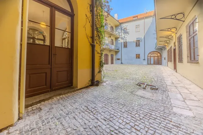 Prodej bytu 2+kk, Praha - Staré Město, Liliová, 127 m2