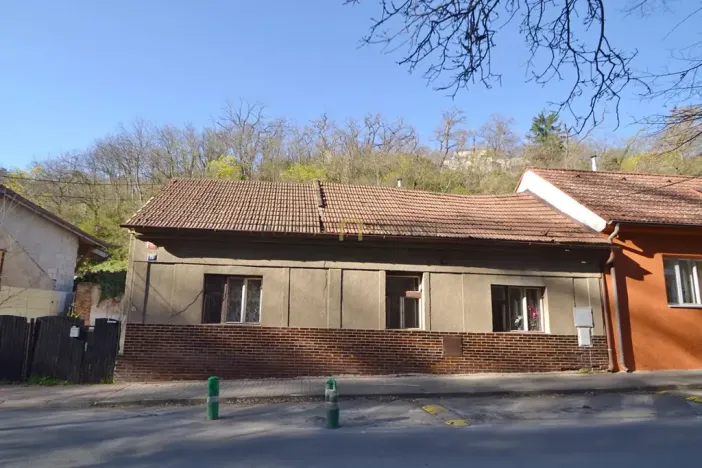 Prodej pozemku pro bydlení, Praha - Bohnice, Bohnická, 304 m2