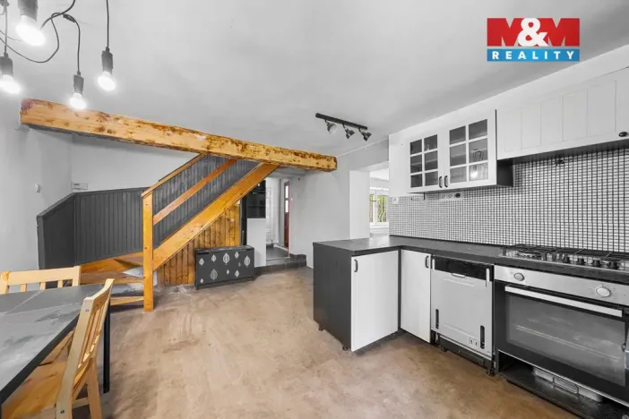 Prodej rodinného domu, Dubí - Bystřice, Horská, 175 m2