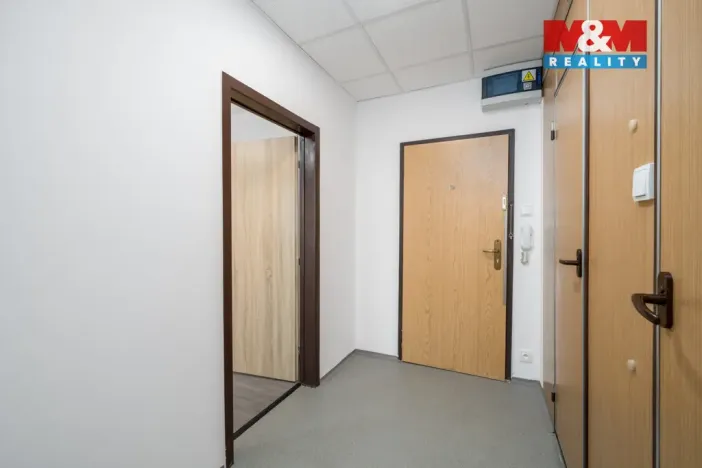 Pronájem bytu 1+1, Ústí nad Labem - Krásné Březno, Rozcestí, 41 m2