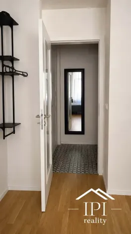 Pronájem bytu 1+kk, Praha - Žižkov, Dalimilova, 46 m2