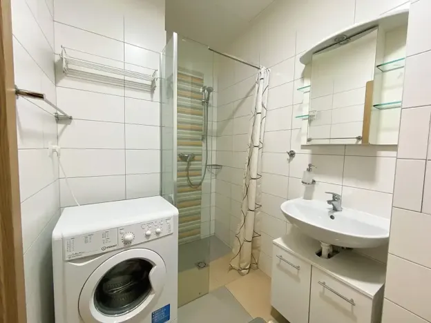 Pronájem bytu 1+kk, Praha - Vršovice, Sevastopolská, 33 m2