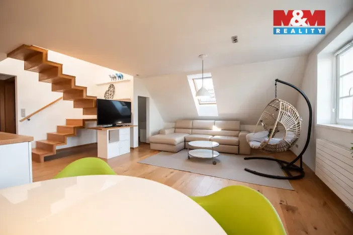 Pronájem bytu 5+kk, Hradec Králové, Velké náměstí, 112 m2