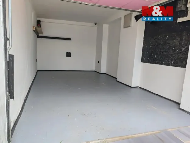 Pronájem garáže, Mělník, 18 m2