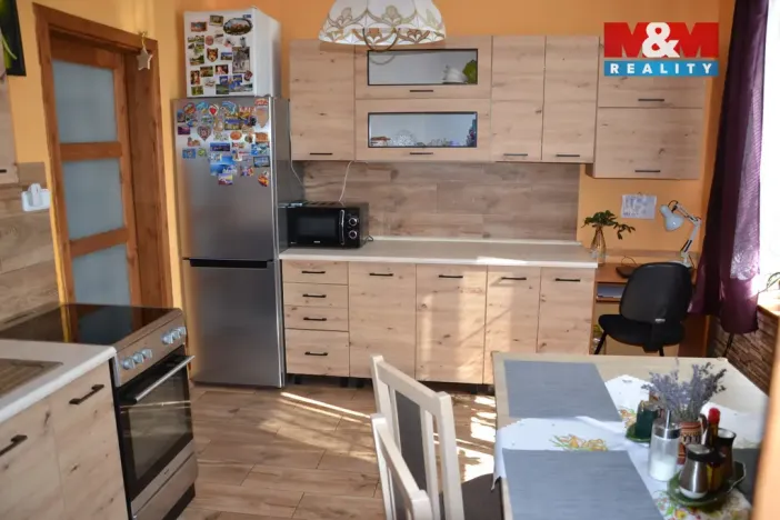 Prodej rodinného domu, Broumov - Olivětín, třída Soukenická, 140 m2