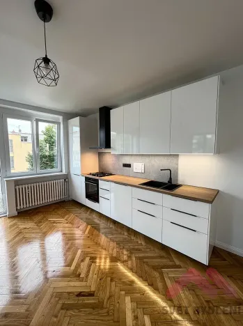Pronájem bytu 3+kk, Praha - Vršovice, Dukelská, 86 m2