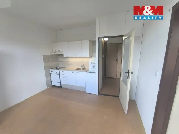 Pronájem bytu 1+1, Ústí nad Labem, Peškova, 37 m2