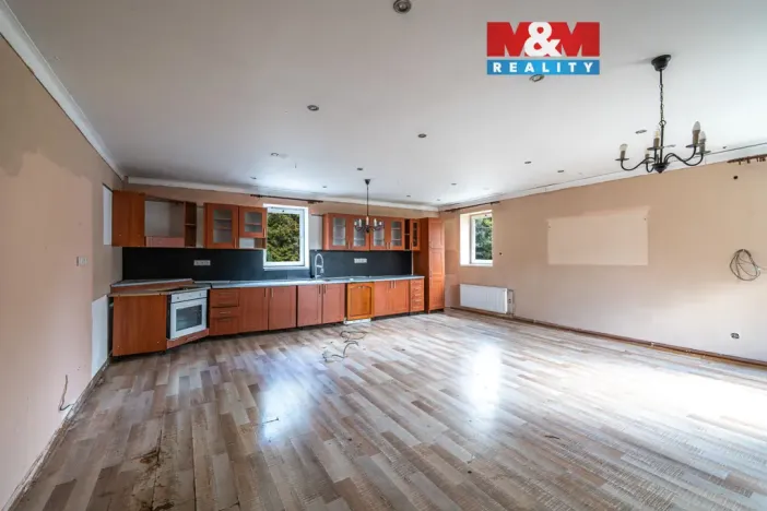Prodej rodinného domu, Nový Bor - Arnultovice, Myslbekova, 280 m2