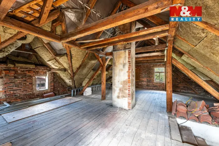 Prodej rodinného domu, Nový Bor - Arnultovice, Myslbekova, 280 m2