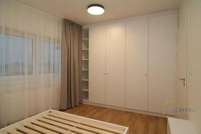 Pronájem bytu 2+kk, Praha - Kamýk, Kramperova, 64 m2