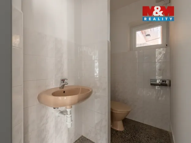 Pronájem skladu, Postupice - Milovanice, 212 m2