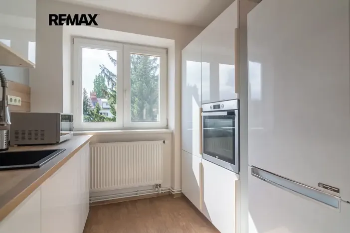 Pronájem bytu 2+1, Břeclav, Olbrachtova, 67 m2