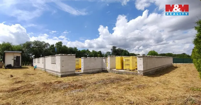 Prodej pozemku pro bydlení, Křenice, 1173 m2