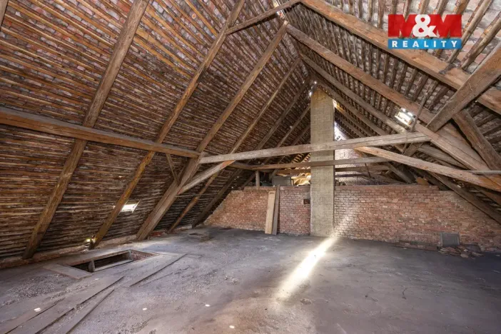 Prodej rodinného domu, Moravany - Turov, 330 m2