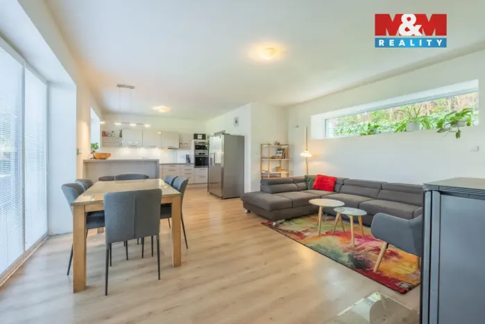 Prodej rodinného domu, Praha - Suchdol, K Roztokům, 160 m2