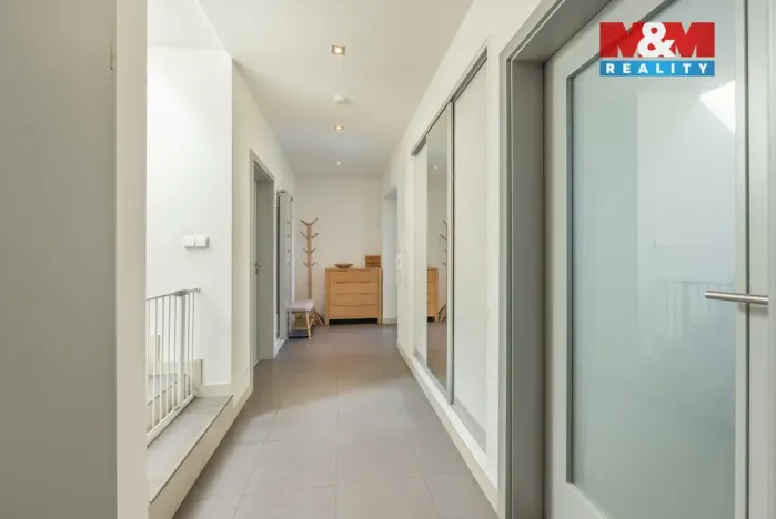 Prodej rodinného domu, Praha - Suchdol, K Roztokům, 160 m2