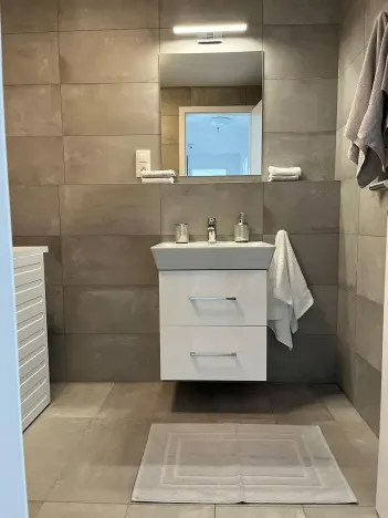 Pronájem bytu 3+kk, Praha - Vysočany, Hindlova, 82 m2
