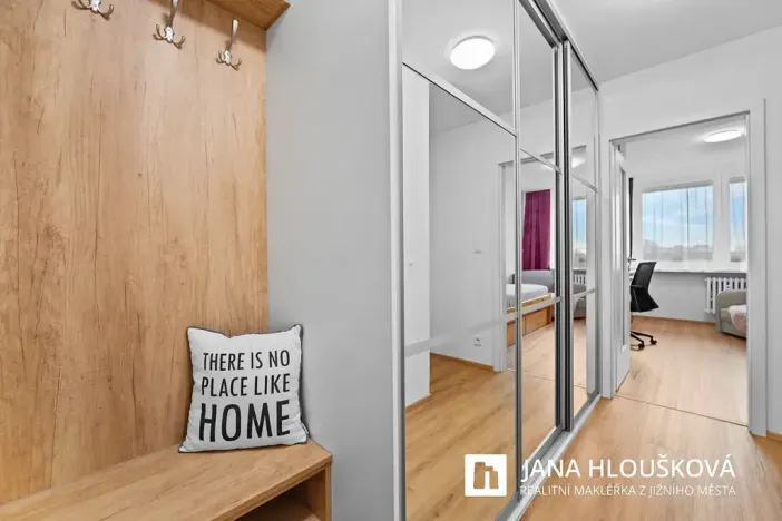 Prodej bytu 2+kk, Praha - Háje, Steinerova, 42 m2