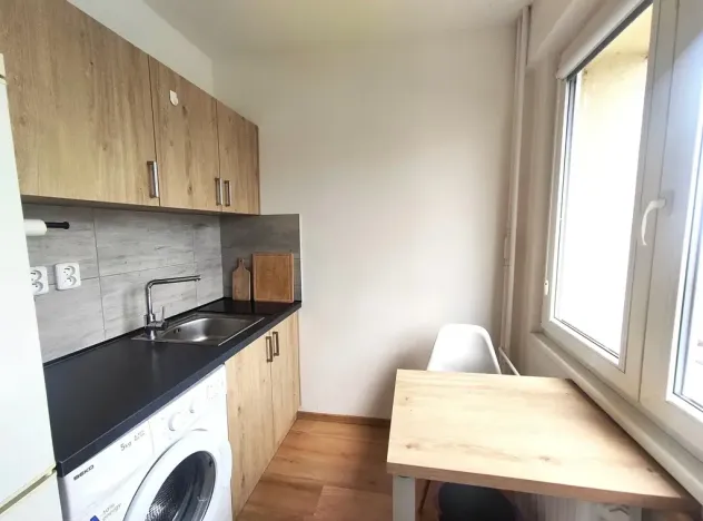 Pronájem bytu 1+kk, Ostrava, Nádražní, 27 m2