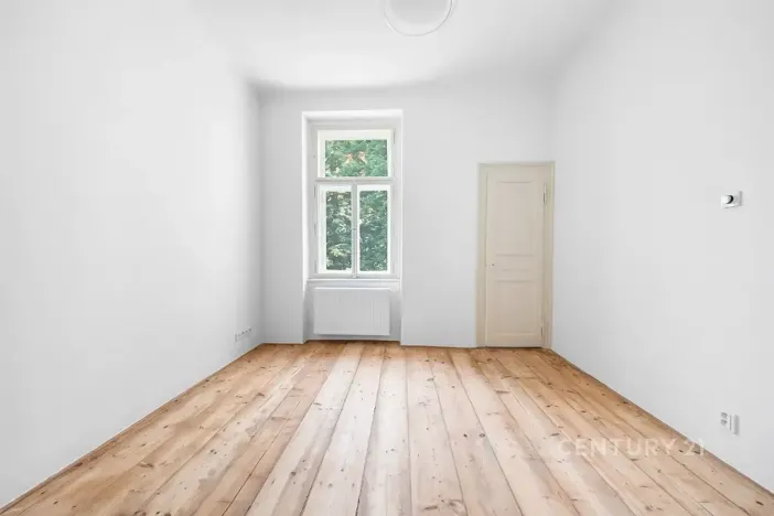 Pronájem bytu 1+kk, Praha - Nusle, Sezimova, 27 m2