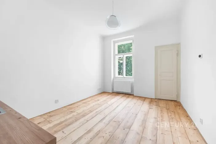 Pronájem bytu 1+kk, Praha - Nusle, Sezimova, 27 m2
