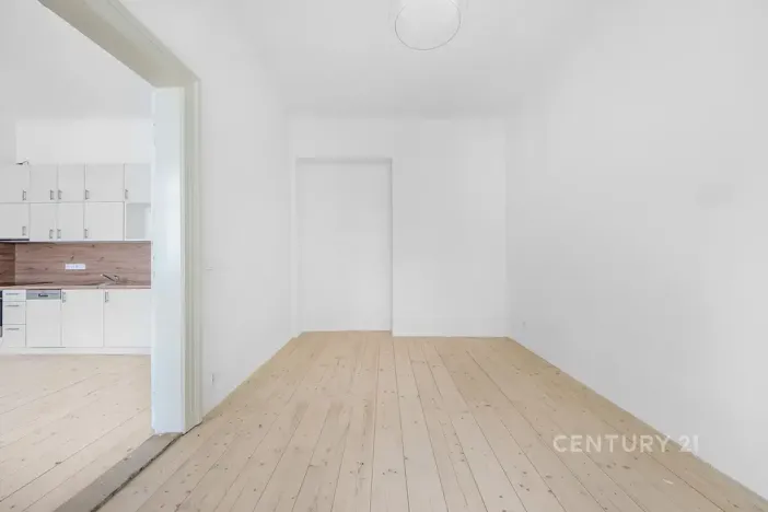 Pronájem bytu 2+kk, Praha - Nusle, Sezimova, 53 m2
