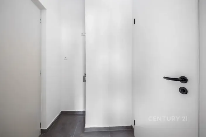 Pronájem bytu 1+kk, Praha - Nusle, Sezimova, 31 m2