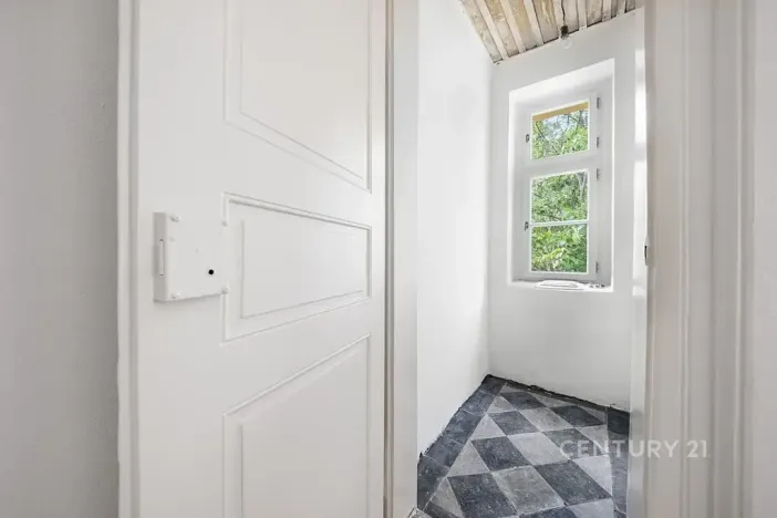 Pronájem bytu 1+kk, Praha - Nusle, Sezimova, 27 m2
