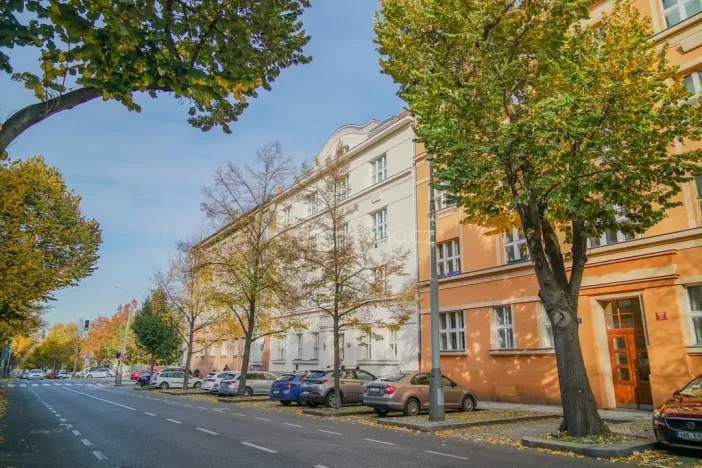 Pronájem bytu 2+kk, Praha - Bubeneč, Terronská, 63 m2