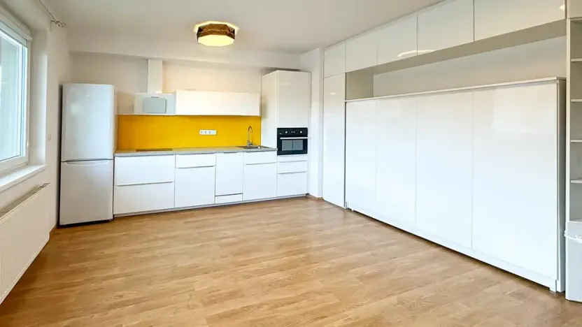 Prodej bytu 2+kk, Praha - Horní Měcholupy, Mantovská, 51 m2