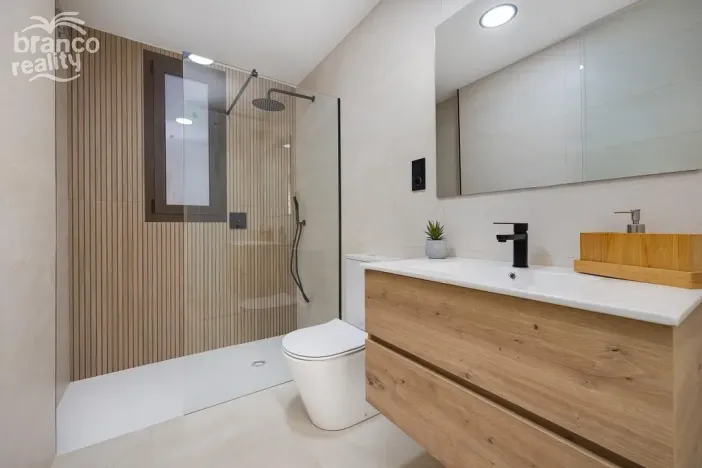 Prodej bytu 4+kk, Los Alcazares, Murcia, Španělsko, 105 m2