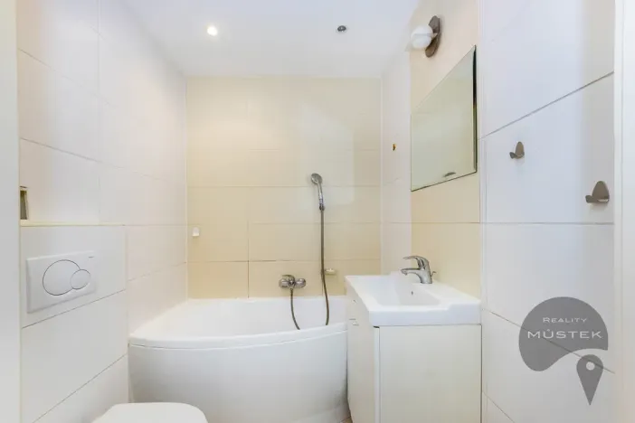 Prodej bytu 2+kk, Praha - Libeň, Střížkovská, 44 m2