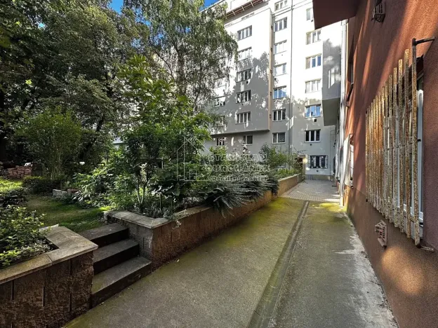 Pronájem bytu 2+kk, Praha - Žižkov, Jeseniova, 40 m2