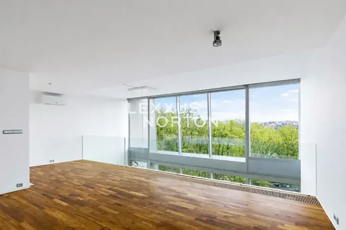 Pronájem bytu 6+kk a větší, Praha - Smíchov, Na Hřebenkách, 297 m2