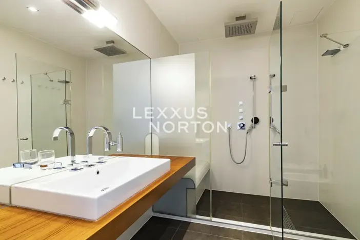 Pronájem bytu 6+kk a větší, Praha - Smíchov, Na Hřebenkách, 297 m2