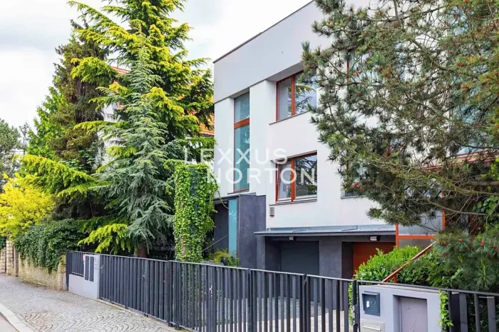 Prodej rodinného domu, Praha - Břevnov, U páté baterie, 278 m2