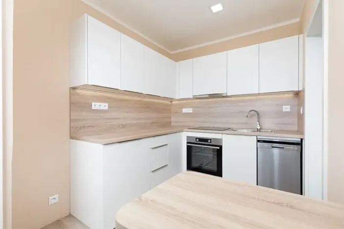 Pronájem bytu 2+1, Opava, Černá, 43 m2