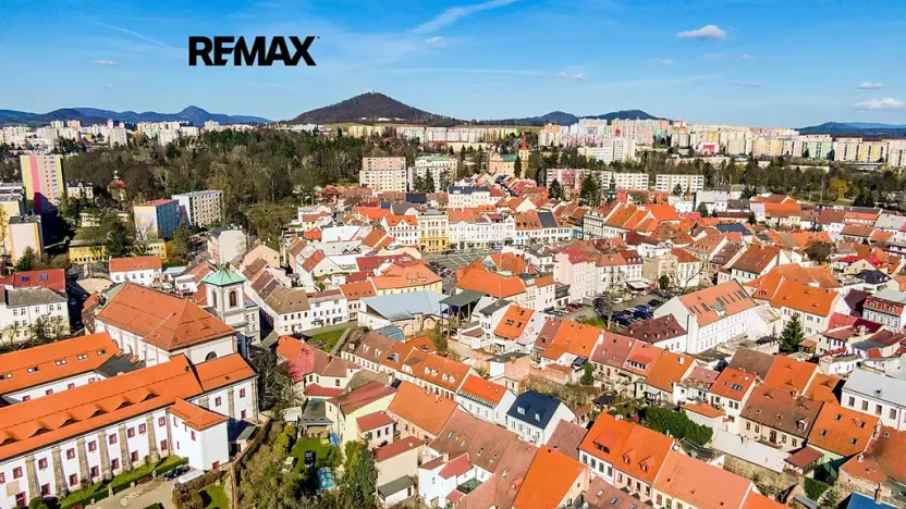 Pronájem bytu 2+1, Česká Lípa, Škroupovo náměstí, 75 m2